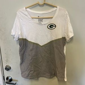 Green Bay packers women’s Tshirt XL